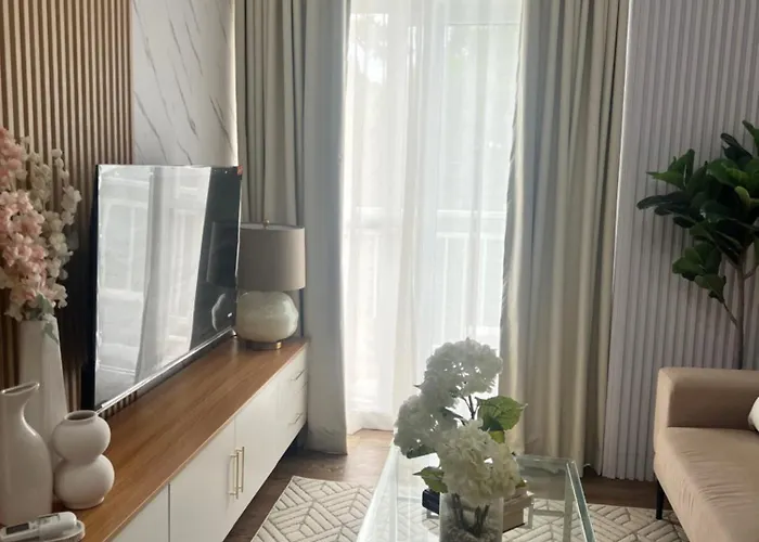 Amani Grand Residences アパートホテル