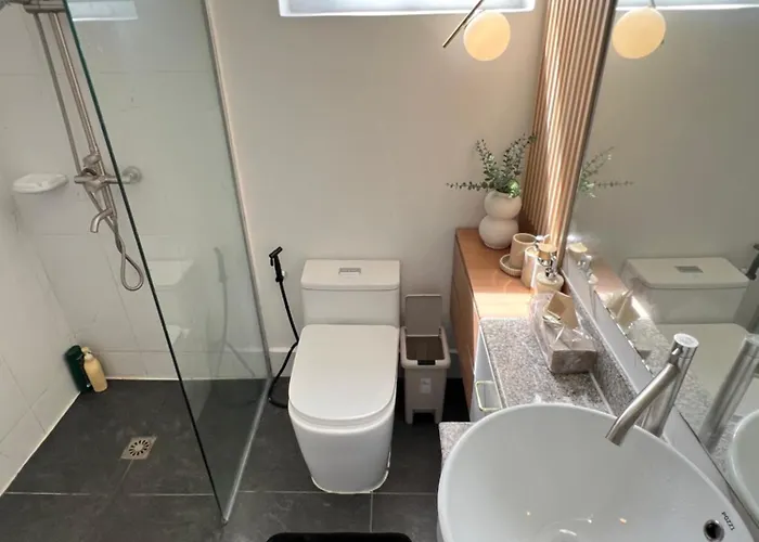 Amani Grand Residences マクタン